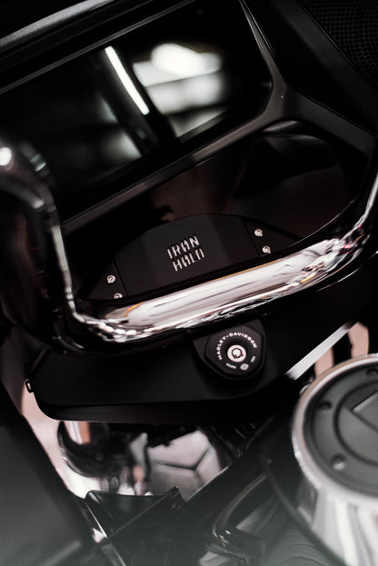 OUTLAW | BUILT-IN RISER | TOURING KIT