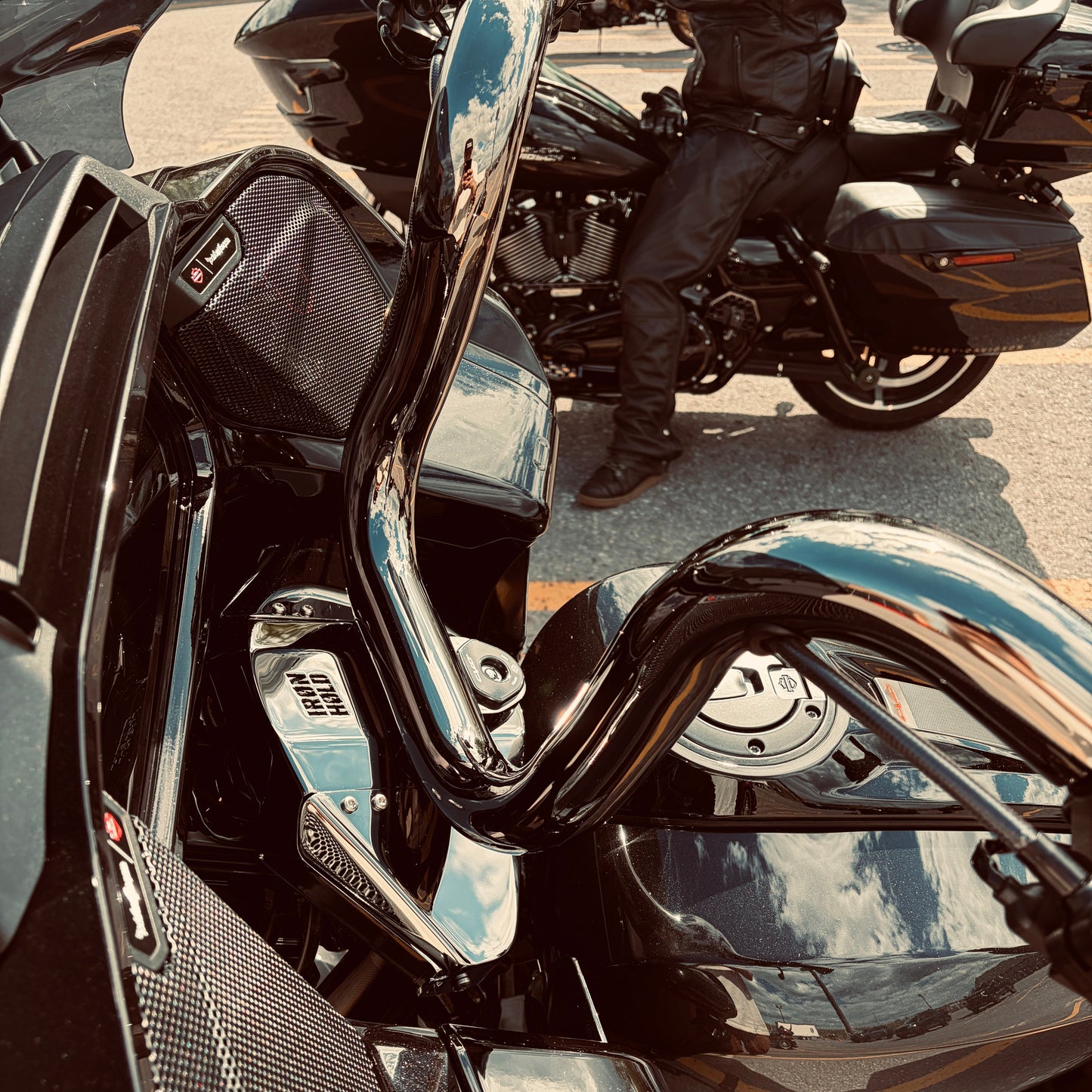 (BUILT IN RISER) OUTLAW DIRTBAGS SIGNATURE TOURING